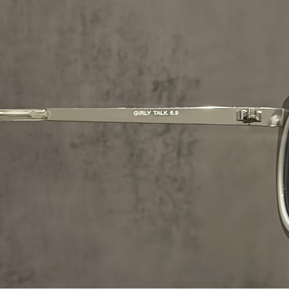 Quay Australia Girly Talk Sunglasses - Picture 6 of 10